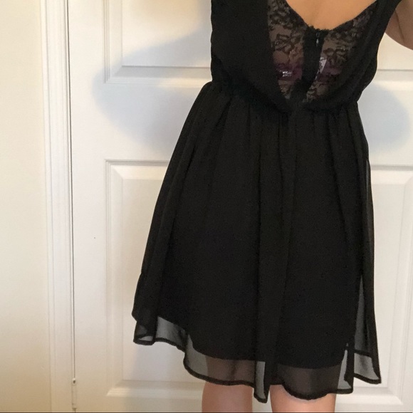 DYNAMITE Black Lace Dress - Picture 3 of 6